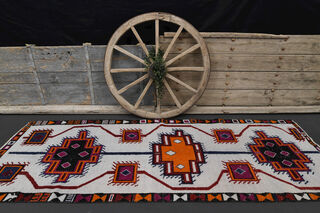 Turkish Vintage Runner Rug - Thumbnail