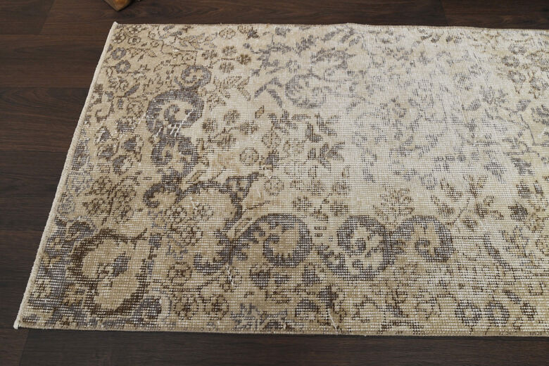 2x8 Neutral Wool Runner Rug