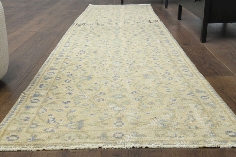 3x10 Neutral Floral Runner Rug