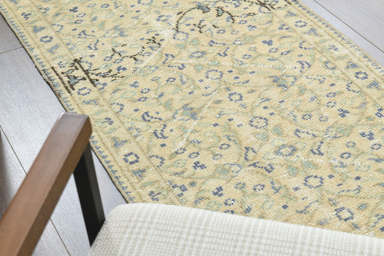 3x10 Neutral Floral Runner Rug