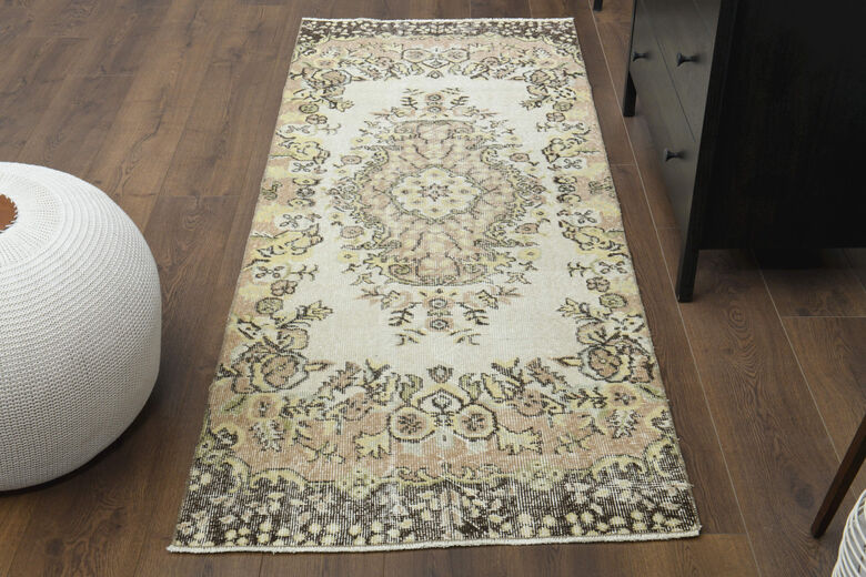 3x7 Floral Runner Rug