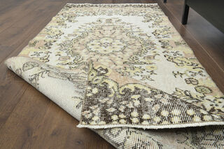 3x7 Floral Runner Rug - Thumbnail