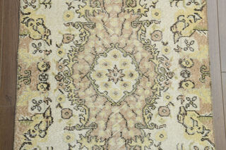 3x7 Floral Runner Rug - Thumbnail