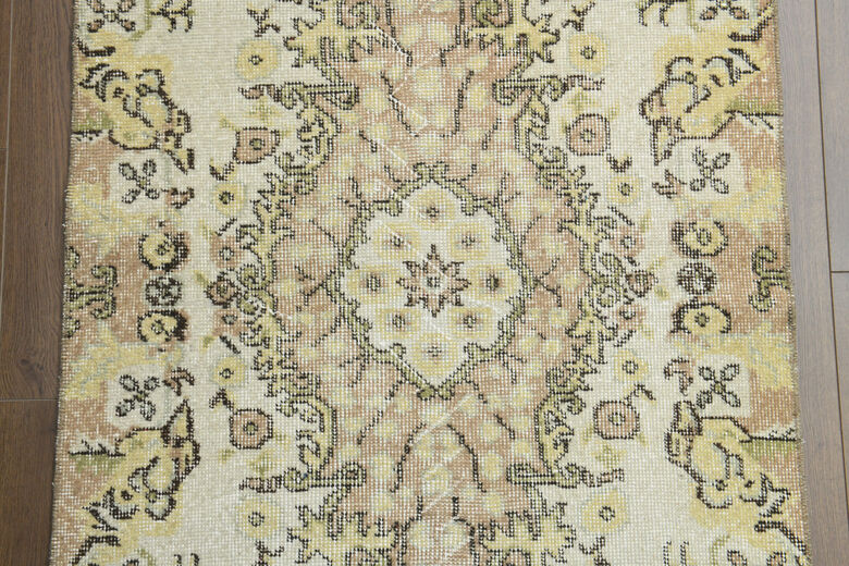 3x7 Floral Runner Rug