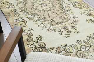 3x7 Floral Runner Rug - Thumbnail