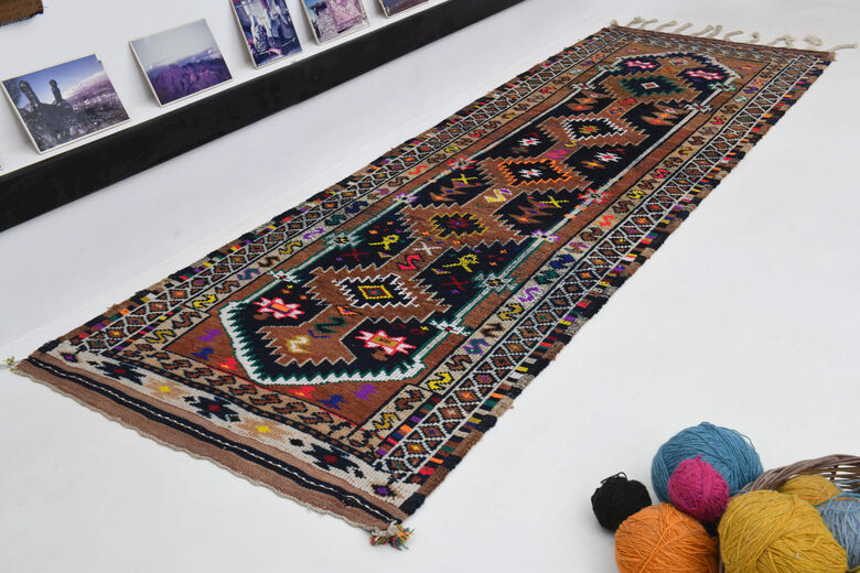 TASSELED TRADITIONAL Turkish Runner Rug