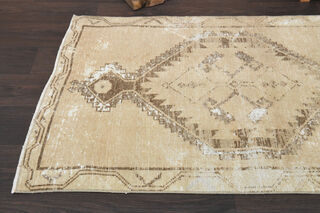 Antique Neutral Hallway Runner - Thumbnail