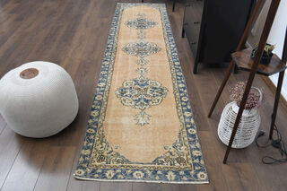 Medallion Runner - Vintage Hallway Rug - Thumbnail