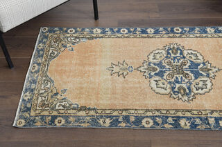 Medallion Runner - Vintage Hallway Rug - Thumbnail