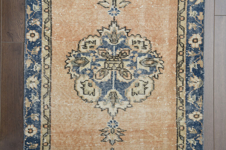 Medallion Runner - Vintage Hallway Rug