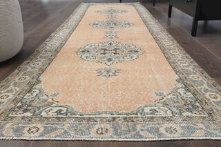 Medallion Runner - Vintage Hallway Rug - Thumbnail