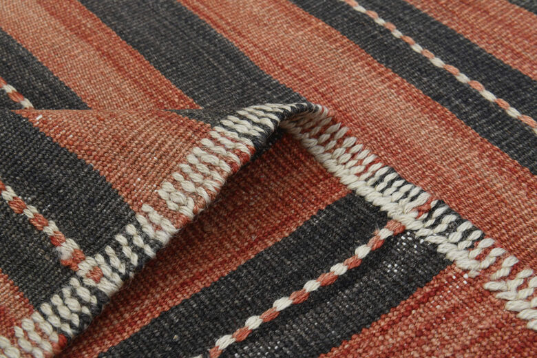 Isparta Striped Runner