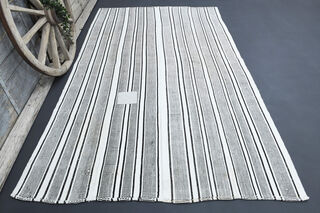 Striped Vintage Kilim Rug - Thumbnail