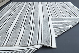 Striped Vintage Kilim Rug - Thumbnail