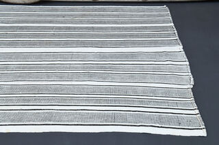 Striped Vintage Kilim Rug - Thumbnail