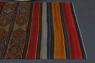 Vintage Traditional Turkish Kilim Rug - Thumbnail