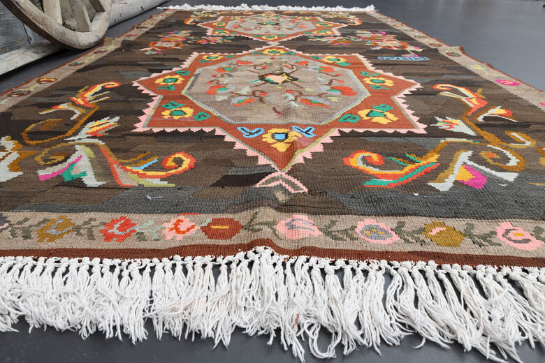Tasseled Flatweave Vintage Carpet