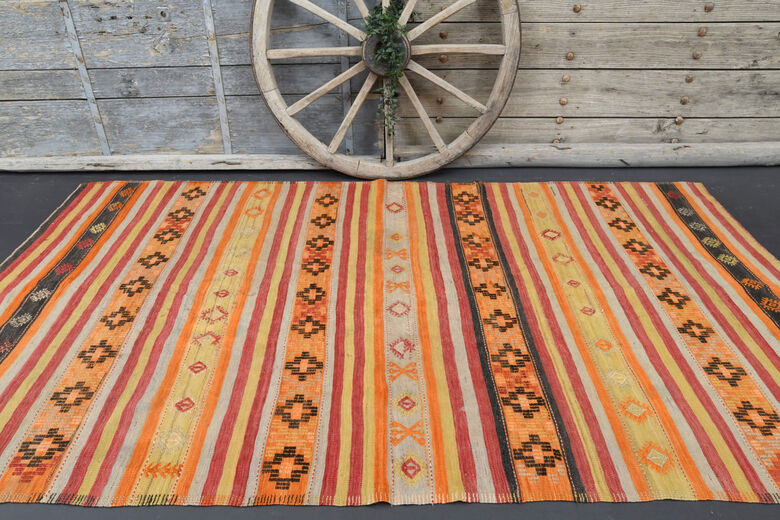 Kilim Vintage Oushak Area Rug