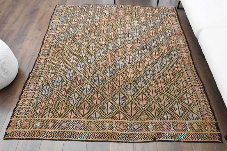 Greek Keys Carpet