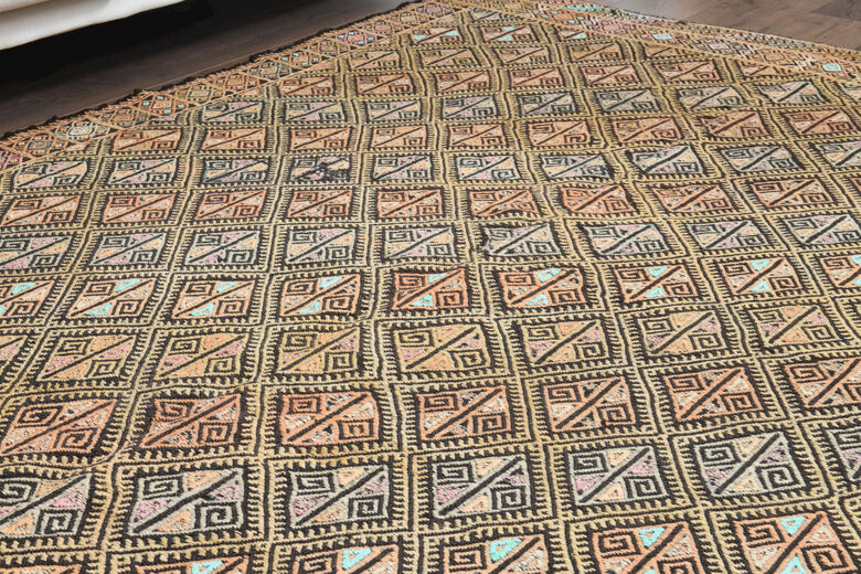 Greek Keys Carpet