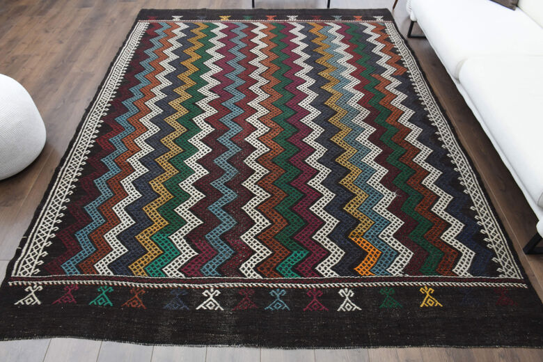 Zig-Zag Carpet