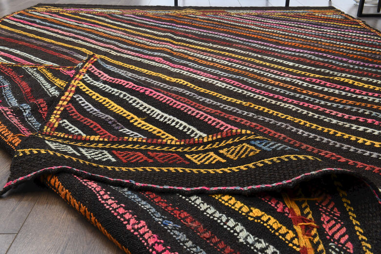 Nomadics Vintage Kilim Rug