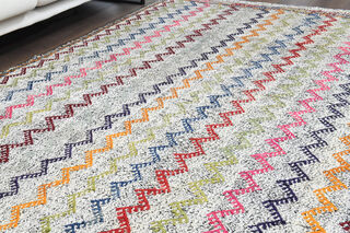 Zig-Zag Flatweave Vintage Area Rug - Thumbnail