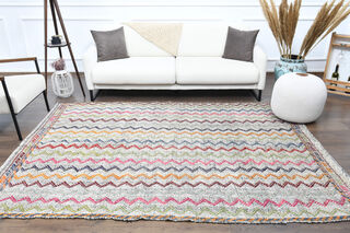 Zig-Zag Flatweave Vintage Area Rug - Thumbnail