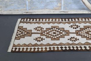 White Vintage Runner Rug - Thumbnail