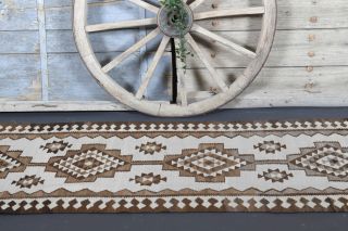 White Vintage Runner Rug - Thumbnail