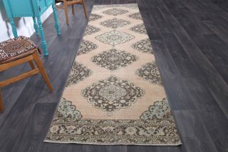 Turkish Vintage Runner Rug - Thumbnail