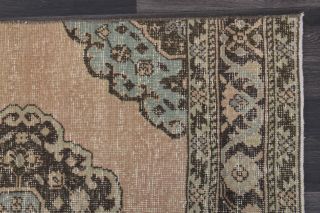 Turkish Vintage Runner Rug - Thumbnail