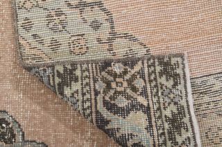 Turkish Vintage Runner Rug - Thumbnail