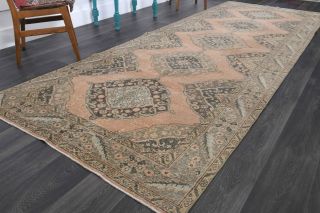 Oriental Vintage Runner Rug - Thumbnail