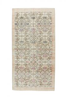 Vintage Accent Rug - Thumbnail