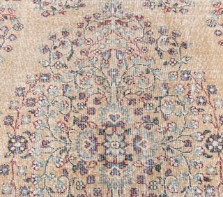 Vintage Area Rug - Thumbnail