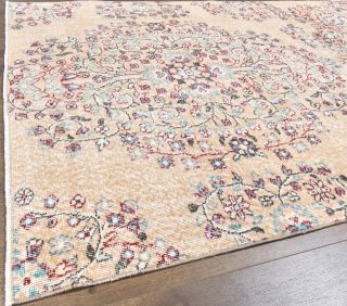 Vintage Area Rug - Thumbnail