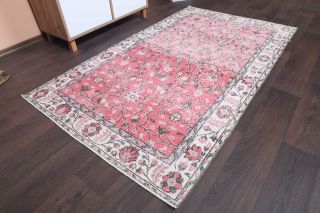 Vintage Area Rug - Thumbnail