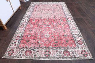 Vintage Area Rug - Thumbnail