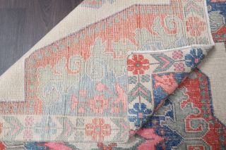 Vintage Area Rug - Thumbnail