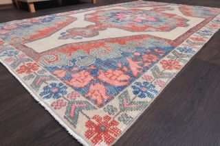 Vintage Area Rug - Thumbnail