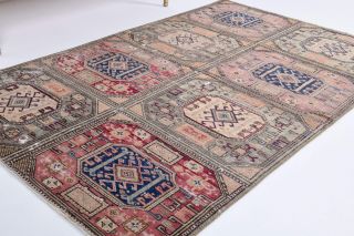 Vintage Area Rug - Thumbnail