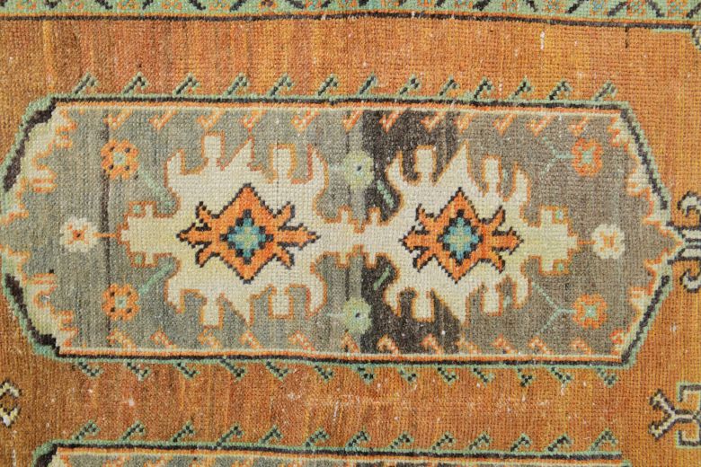 Vintage Area Double-Motifed Rug