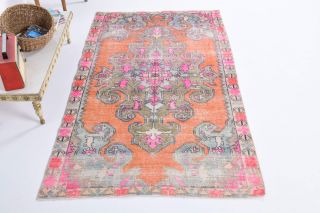 Vintage Area Rug - Thumbnail