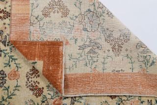 Vintage Area Rug - Thumbnail