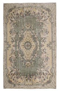 Vintage Area Rug - Thumbnail