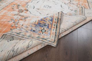 Vintage Area Rug - Thumbnail