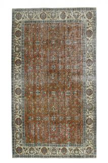 Vintage Area Rug - Thumbnail