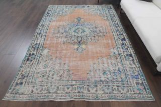 Vintage Area Rug - Thumbnail