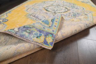 Vintage Area Rug - Thumbnail